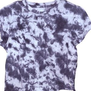 Yogasmoga Cropped Baby-T in Black and White Tie-Dye NEW!